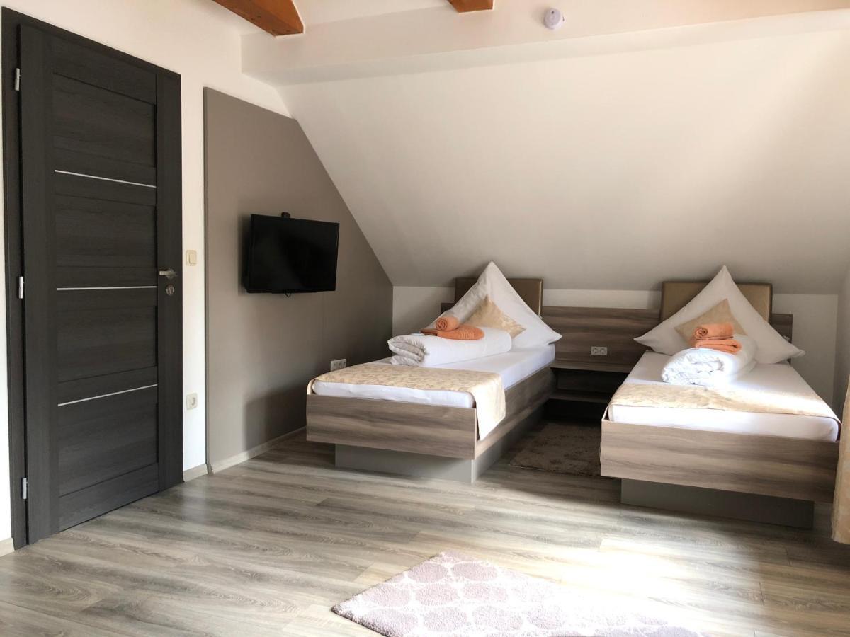 Pension Goldenes Vogtland Adorf Extérieur photo