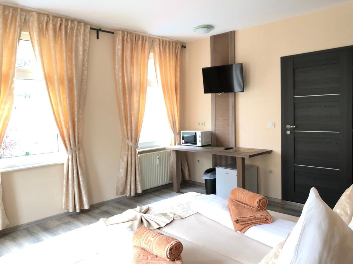 Pension Goldenes Vogtland Adorf Extérieur photo
